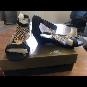 Heeled sandals NWOT